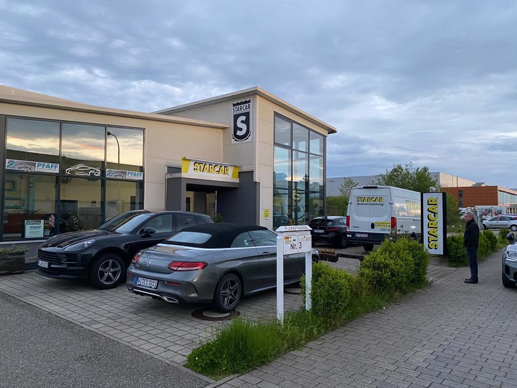 STARCAR Autovermietung Station Baden Baden Außenansicht.